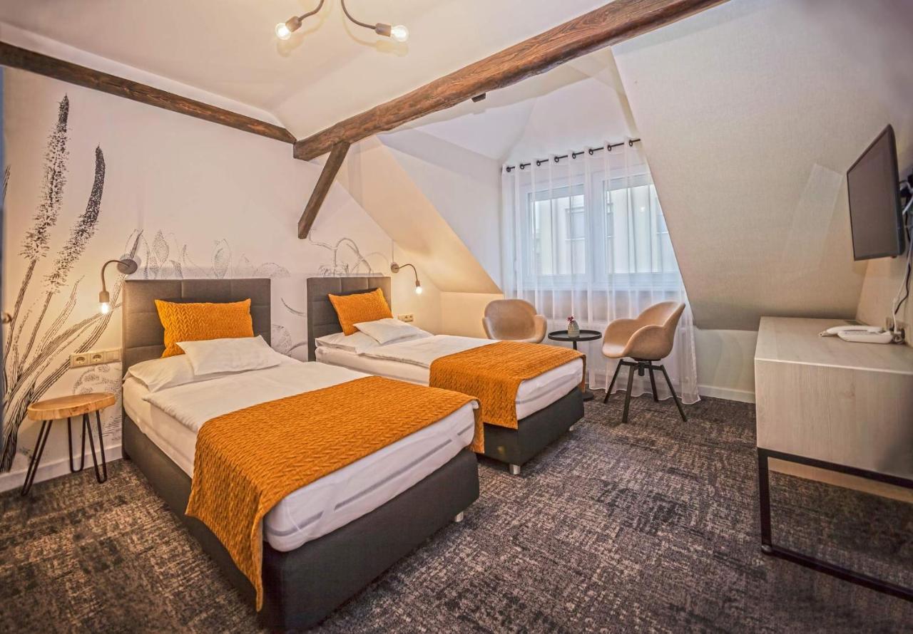 Piccolo Panzio Vendeglo Vinoteca Bed & Breakfast Zalaegerszeg Dış mekan fotoğraf